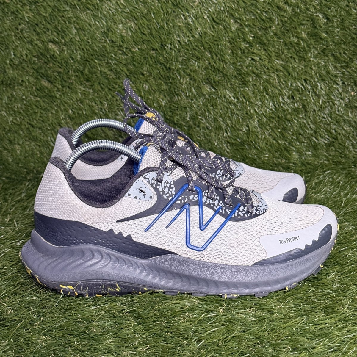 New Balance DynaSoft Nitrel v5 Mens Size 9.5 D Gray Blue Trail Shoes MTNTRLL5
