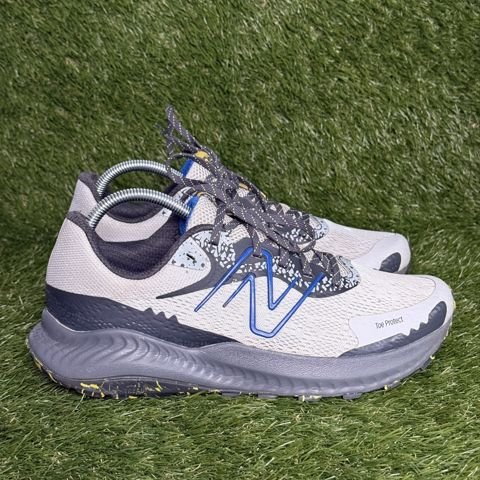 New Balance DynaSoft Nitrel v5 Mens Size 9.5 D Gray Blue Trail Shoes MTNTRLL5 photo 1