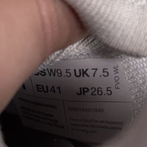 On Cloudswift Womens Size 9.5 White Cushioned Running Shoes photo 8