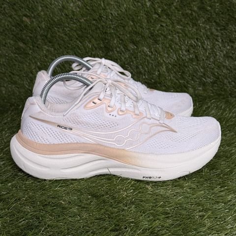 Saucony Ride 19 Womens Size 8 White Peach Cushioned Running Shoes S11055-301 photo 1
