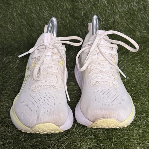 Asics Gel-Pulse 16 Womens Size 6.5 White Yellow Cushioned Running Shoes 1012B755 photo 2