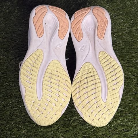 Asics Gel-Pulse 16 Womens Size 6.5 White Yellow Cushioned Running Shoes 1012B755 photo 7