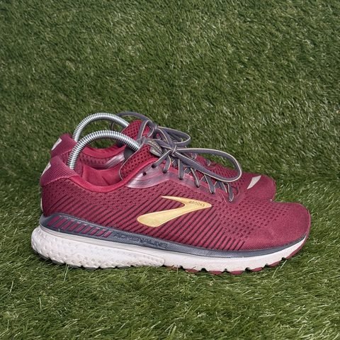 Brooks Adrenaline GTS 20 Womens Size 10 B Burgundy Gold Stability Running Shoes
