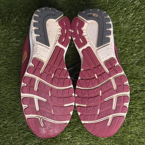 Brooks Adrenaline GTS 20 Womens Size 10 B Burgundy Gold Stability Running Shoes photo 7