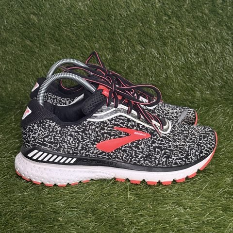Brooks Adrenaline GTS 20 Womens Size 9 B Black White Coral Running Shoes