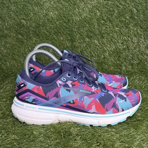 Brooks Ghost 15 Womens Size 8 B Navy Pink Camo Print Cushioned Running Shoes