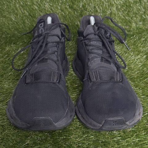 On Cloudnova 2 Mens Size 8.5 All Black Lifestyle Running Sneakers photo 2