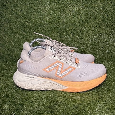 New Balance Fresh Foam X 880v15 Mens Size 10 D Gray Orange Running Shoes photo 1