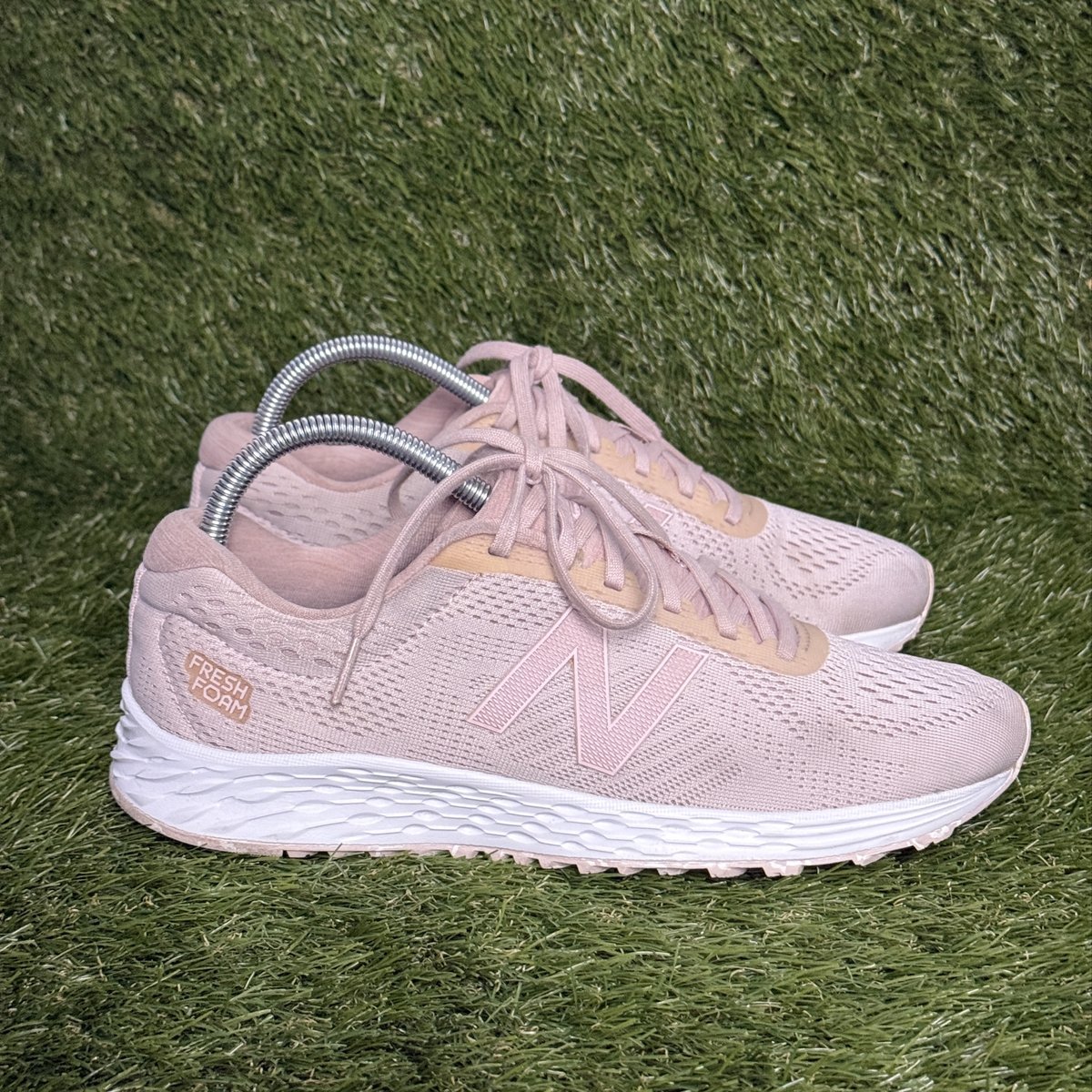 New Balance Fresh Foam Arishi v1 Womens Size 9.5 Pink Running Shoes WARISSH1