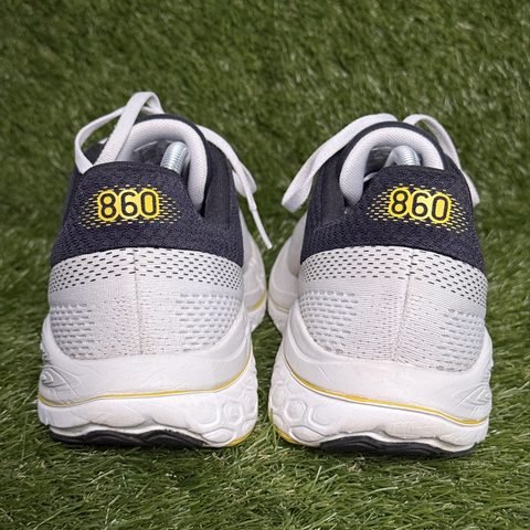 New Balance Fresh Foam X 860v14 Mens Size 10.5 D White Navy Running M860G14 photo 4