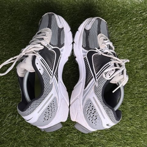 Nike Air Zoom Vomero 5 SE SP Mens Size 11.5 Dark Grey White CI1694-001 photo 5