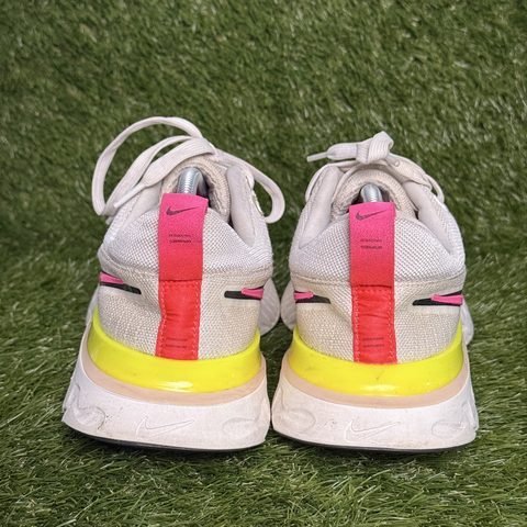 Nike React Infinity Run Flyknit 2 Mens Size 12 White Pink Running DJ5395-100 photo 4