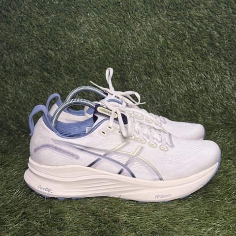 Asics Gel-Kayano 32 Mens Size 9 Cream Blue Stability Running Shoes 1011C203 photo 1