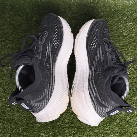 Brooks Glycerin 23 Mens Size 9.5 D Black White Cushioned Running Shoes photo 5