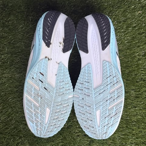 Brooks Launch 11 Mens Size 9.5 D White Light Blue Lightweight Running Shoes photo 7