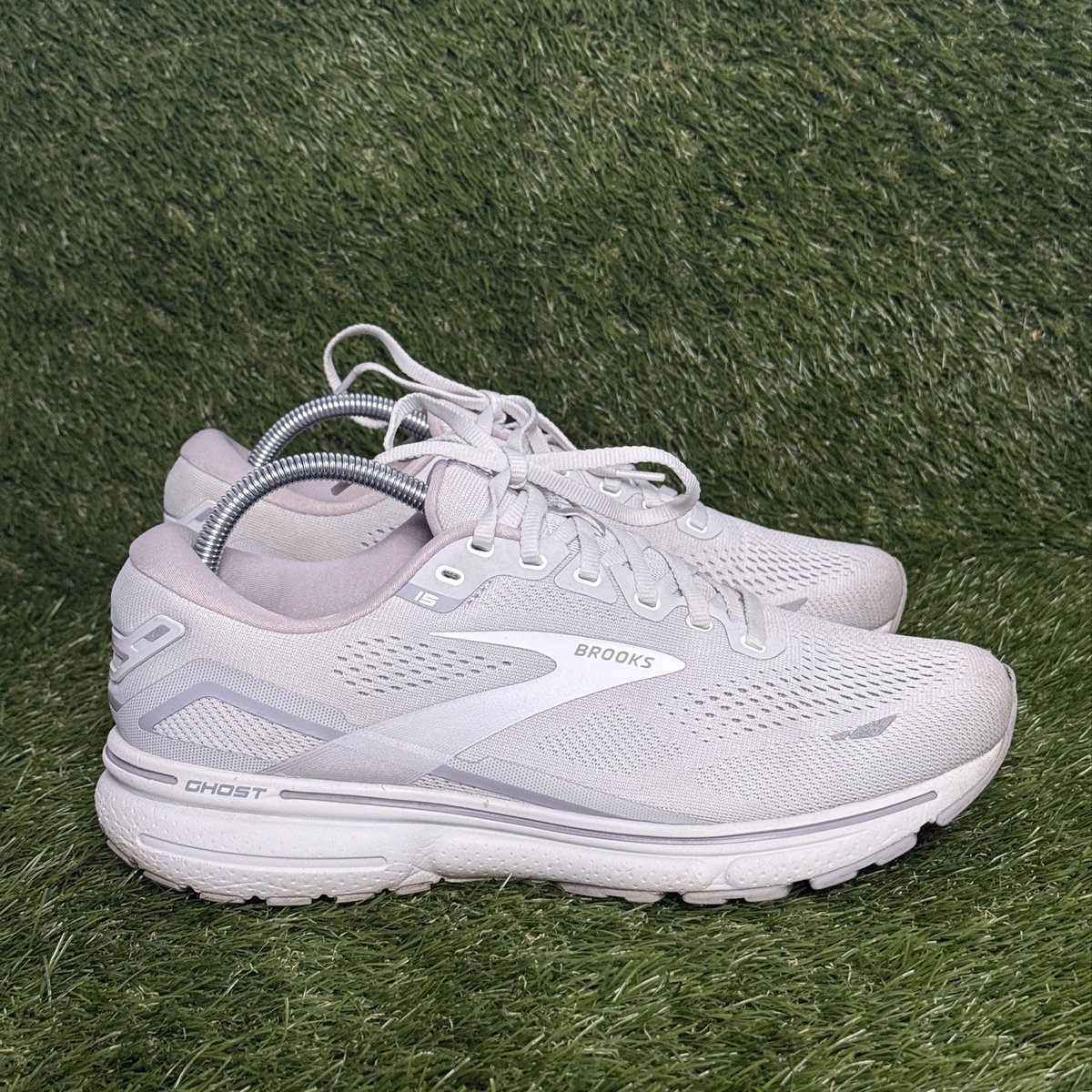 Brooks Ghost 15 Womens Size 11 D Wide White Gray Cushioned Running Shoes