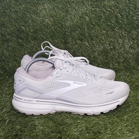Brooks Ghost 15 Womens Size 11 D Wide White Gray Cushioned Running Shoes photo 1
