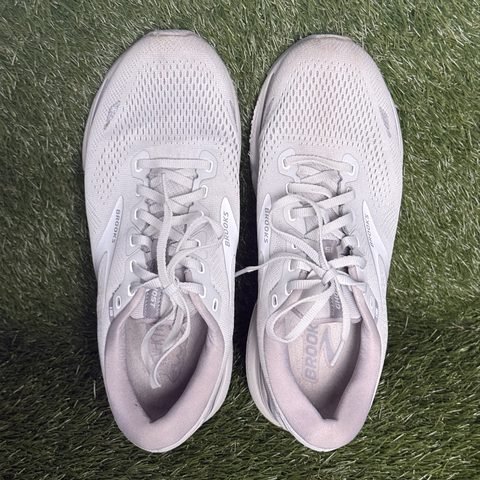Brooks Ghost 15 Womens Size 11 D Wide White Gray Cushioned Running Shoes photo 6