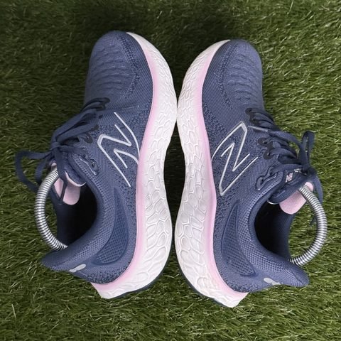 New Balance Fresh Foam X 1080v12 Womens Size 8.5 D Wide Navy Pink Running Shoes photo 5
