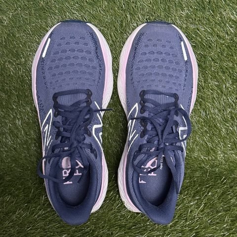New Balance Fresh Foam X 1080v12 Womens Size 8.5 D Wide Navy Pink Running Shoes photo 6