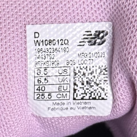 New Balance Fresh Foam X 1080v12 Womens Size 8.5 D Wide Navy Pink Running Shoes photo 8