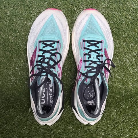 New Balance FuelCell SuperComp Elite v4 New York City Mens Size 8.5 Aqua Pink photo 6