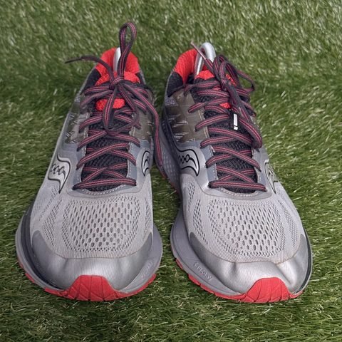 Saucony Ride 10 GTX Gore-Tex Mens Size 10 Gray Red Waterproof Running Shoes photo 2