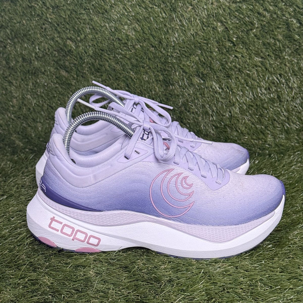 Topo Athletic Aura Womens Size 8 Purple Lilac Running Shoes 5mm Drop