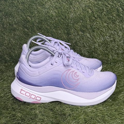 Topo Athletic Aura Womens Size 8 Purple Lilac Running Shoes 5mm Drop photo 1