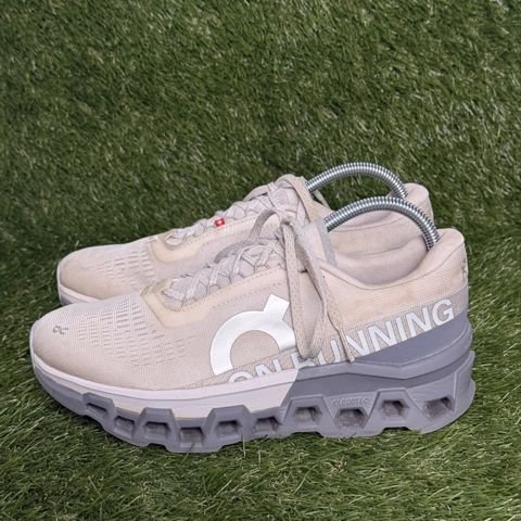 On Cloudmonster 2 Womens Size 8.5 Cream Gray Max Cushion Running Shoes photo 3