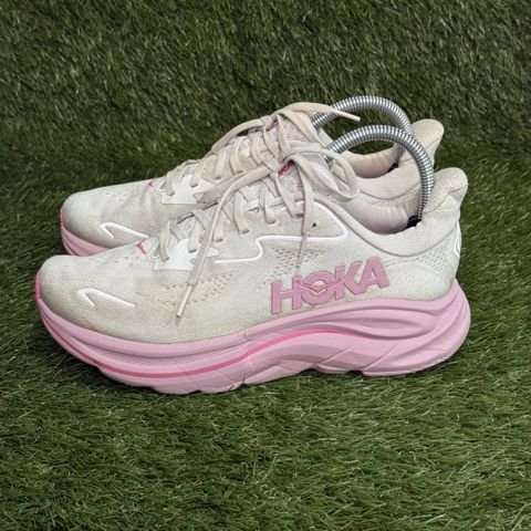 Hoka Clifton 10 Womens Size 7.5 B Cream Pink Cushioned Running Shoes 1162031 photo 3