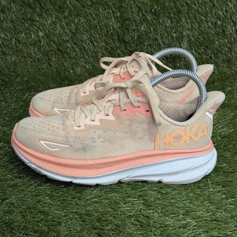 Hoka Clifton 9 Womens Size 6.5 B Cream Peach Cushioned Running Shoes 1127896 photo 3