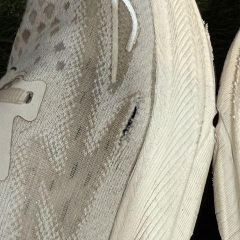 Hoka Clifton 9 Mens Size 9.5 D Oat Cream Cushioned Running Shoes 1127895 photo 6