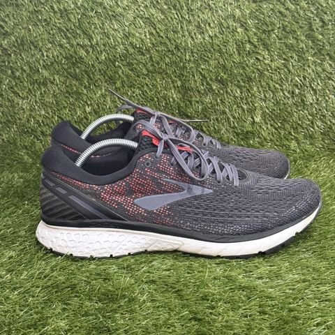 Brooks Ghost 11 Mens Size 12.5 D Gray Black Red Running Shoes 1102881D