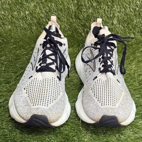 Brooks Glycerin StealthFit 20 Mens Size 11 D Gray White Running Shoes 1103841D photo 2
