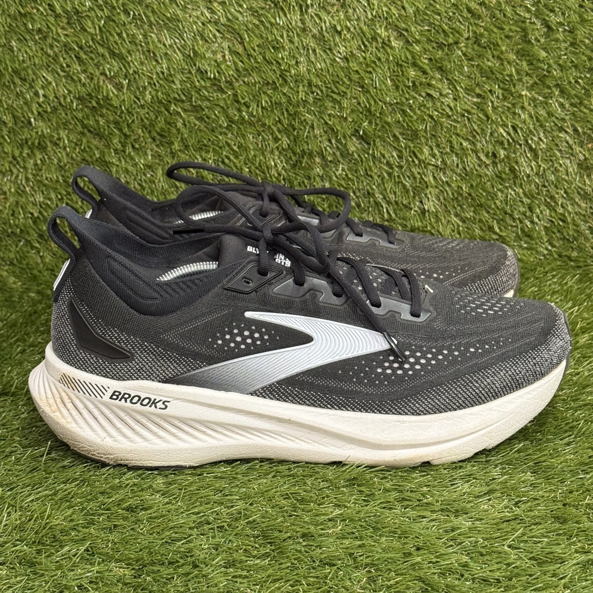Brooks Glycerin GTS 23 Mens Size 13 D Black White Running Shoes 1105031D090
