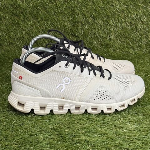 On Cloud X Womens Size 9.5 White Black Training Running Shoes 40.99702 photo 1