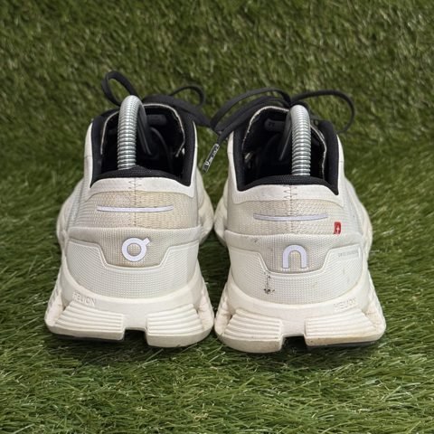 On Cloud X Womens Size 9.5 White Black Training Running Shoes 40.99702 photo 4
