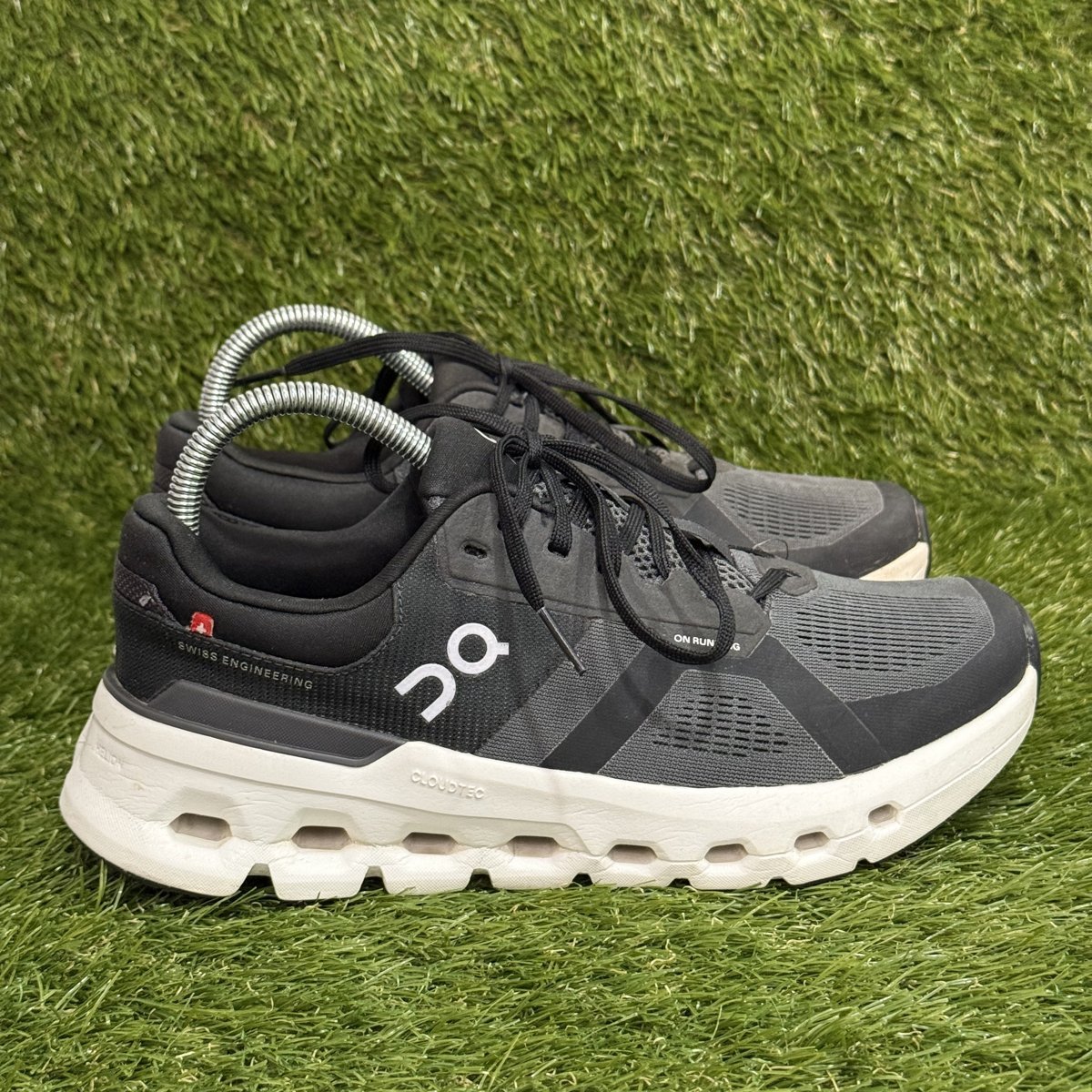 On Cloudrunner 2 Womens Size 8 Eclipse Black Running Shoes 3WE10130264