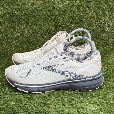 Brooks Ghost 15 Womens Size 7.5 B White Gray Camo Running Shoes 1203801B149 photo 3