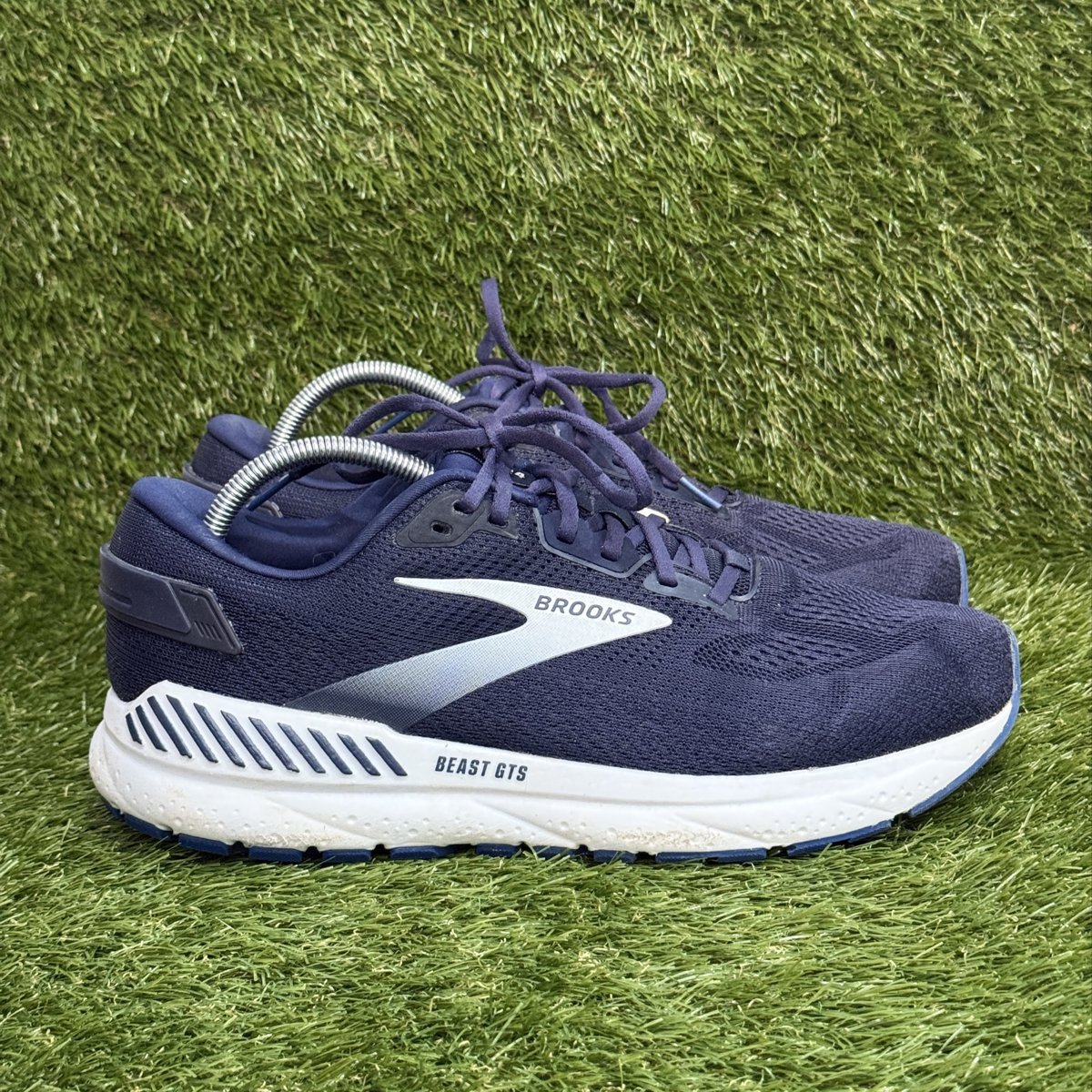 Brooks Beast GTS 24 Mens Size 11.5 D Navy White Stability Running Shoes 1104251D