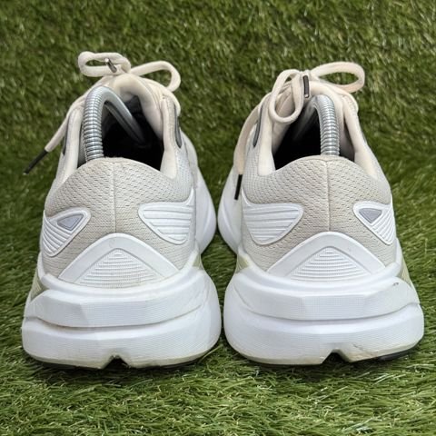 Brooks Ghost Max 3 Mens Size 9.5 D Cream White Running Shoes 1104641D162 photo 4