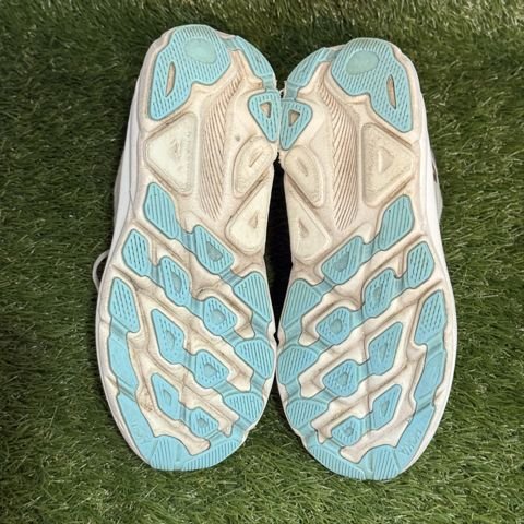 Hoka Clifton 9 Womens Size 6.5 B Cream Aqua Cushioned Running Shoes 1127896 photo 7