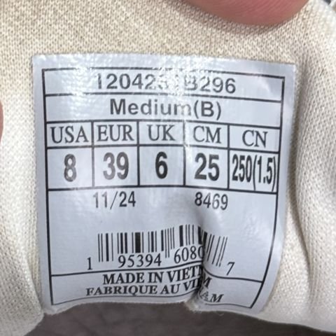 Brooks Adrenaline GTS 24 Womens Size 8 B Tan Red Suede Running Shoes 1204261B photo 8