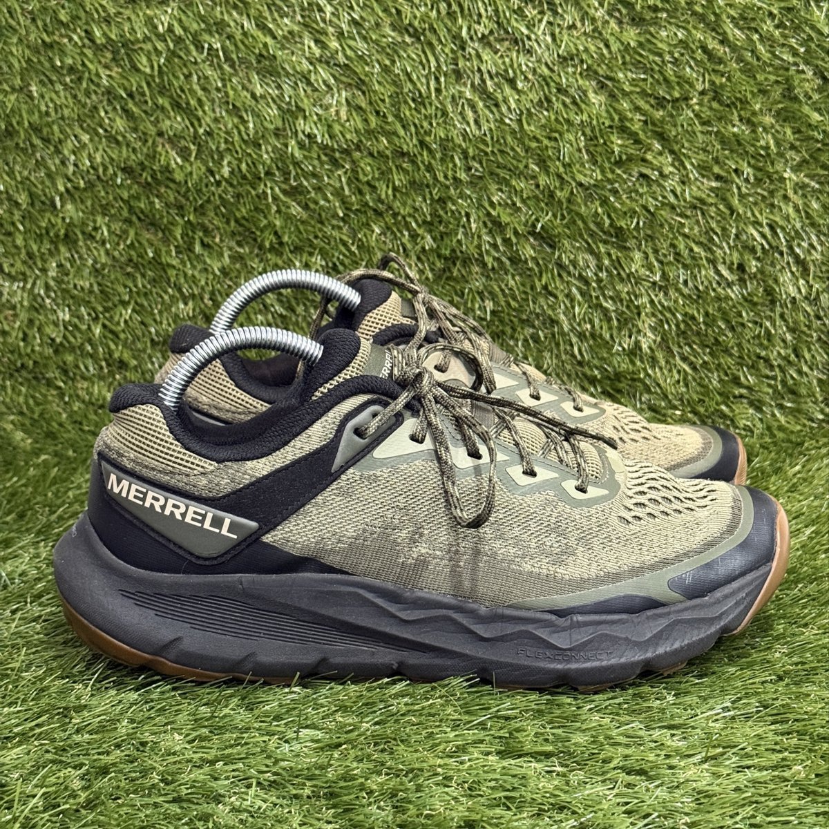 Merrell Nova 4 Mens Size 9 Olive Black Trail Running Hiking Shoes J068563