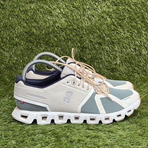 On Cloud 5 Push Womens Size 9 White Sage Running Walking Shoes 69.98856 photo 1