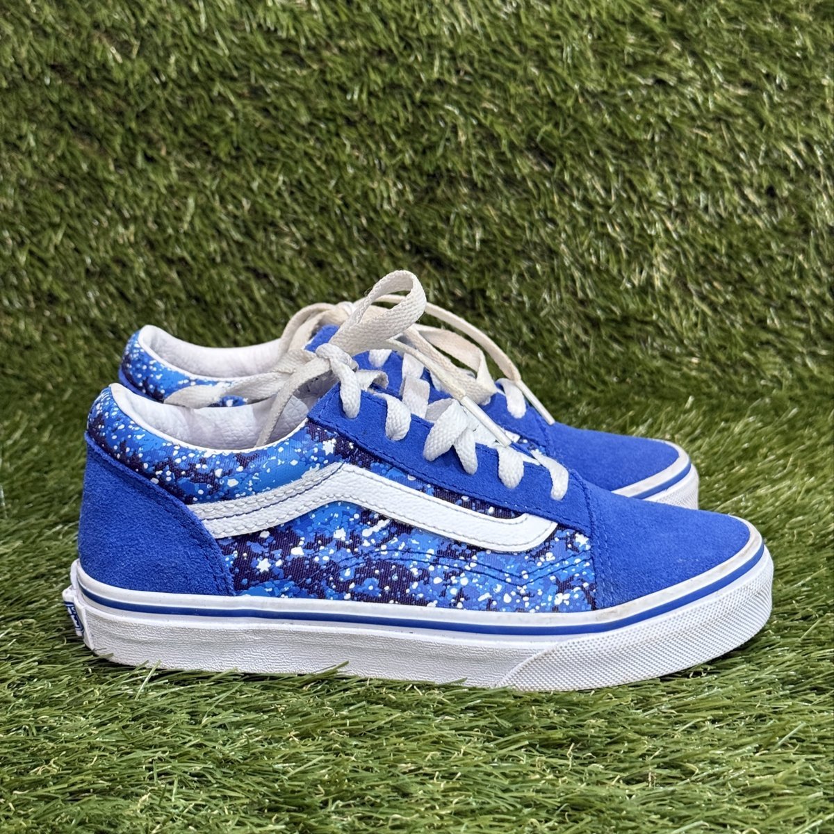 Vans Old Skool Kids Size 1.5 Blue Galaxy Stars Low Top Skate Shoes