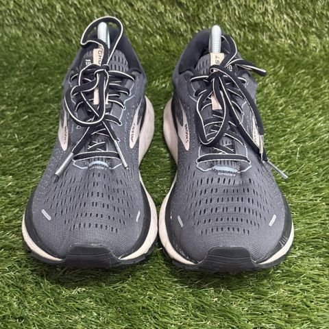 Brooks Ghost 13 Womens Size 11 B Gray Black Blush Running Shoes 1203381B062 photo 2