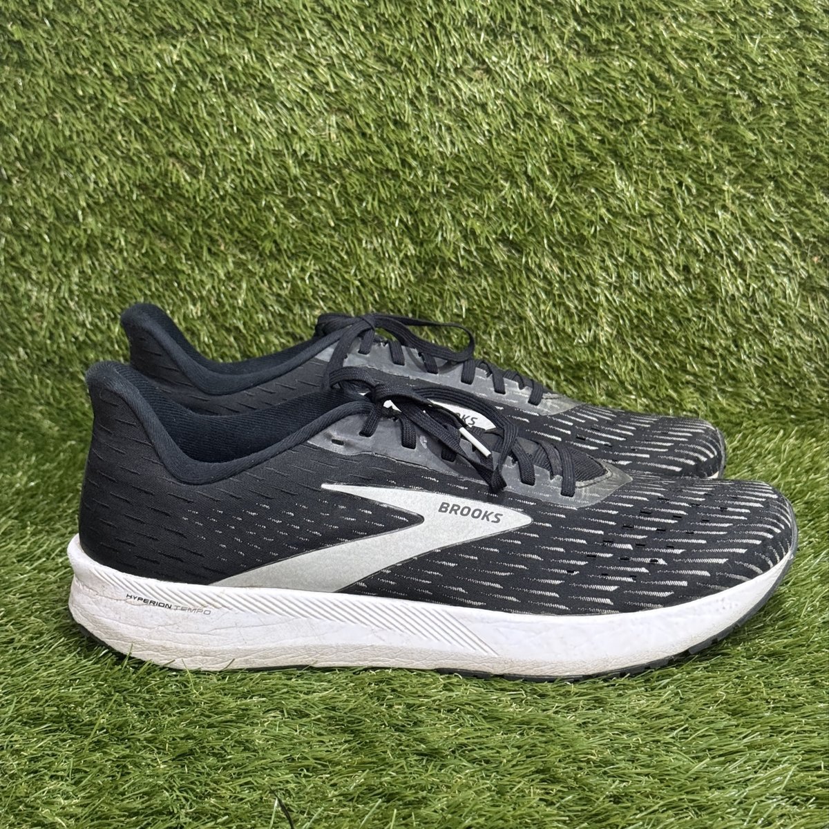 Brooks Hyperion Tempo Mens Size 14 D Black White Speed Running Shoes 1103391D091