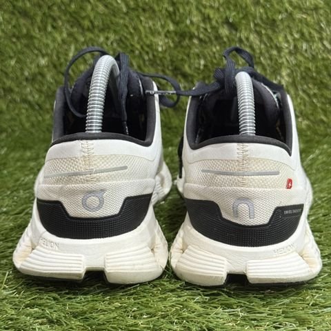 On Cloud X 3 Mens Size 8.5 Ivory Black Training Running Shoes 60.98706 photo 4